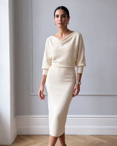 Completo in Maglia a Coste: Top a Manica a Pipistrello e Gonna Midi