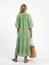 Mercedes | Vestido midi estampado con manga tres cuartos y escote en V