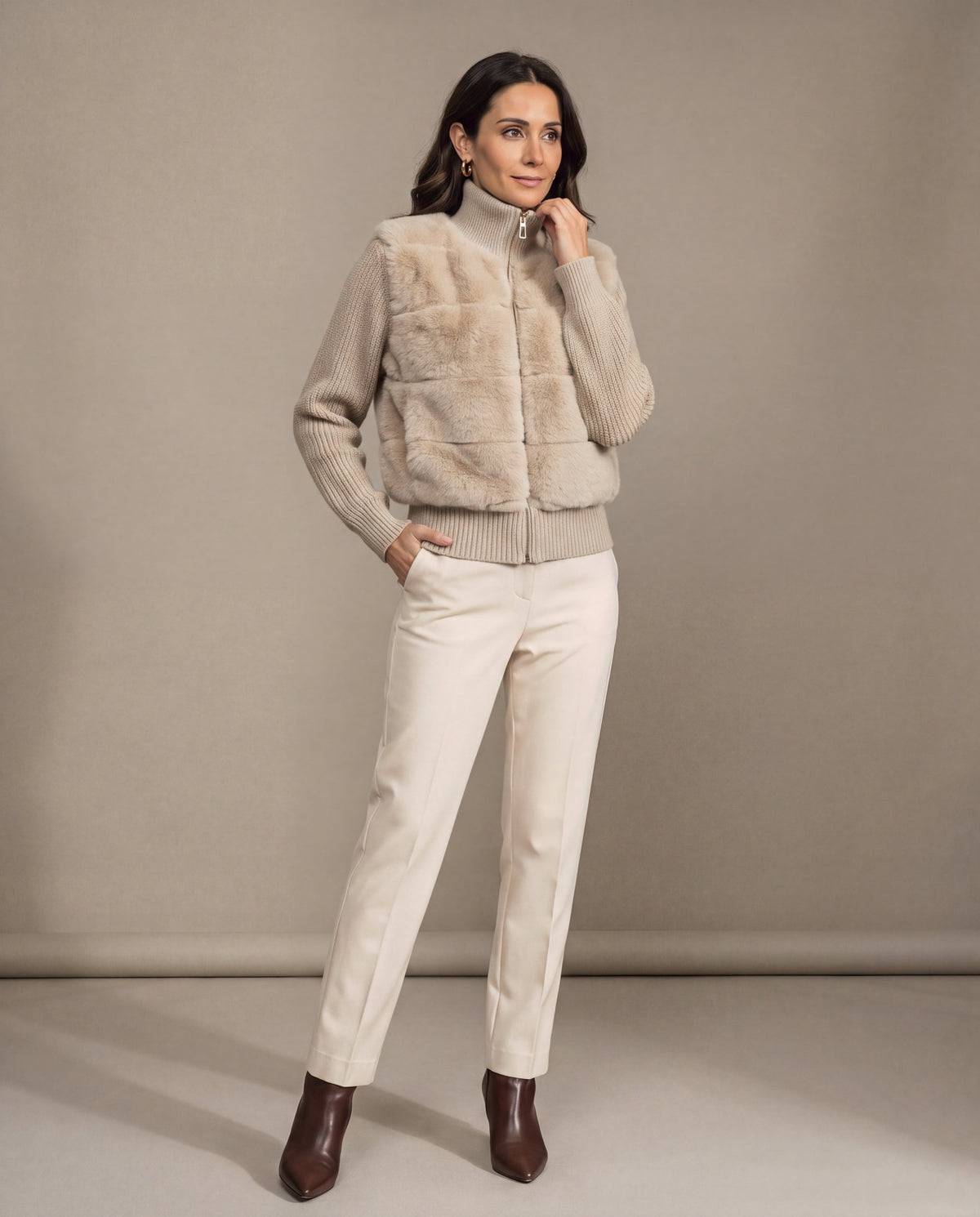 Beige / M
