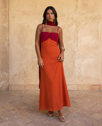 Zahara | Abito arancione con scollo rosso (PRE ORDINE 12-13 GIUGNO)