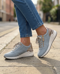 Sneakers con Zeppa Interna e Zip