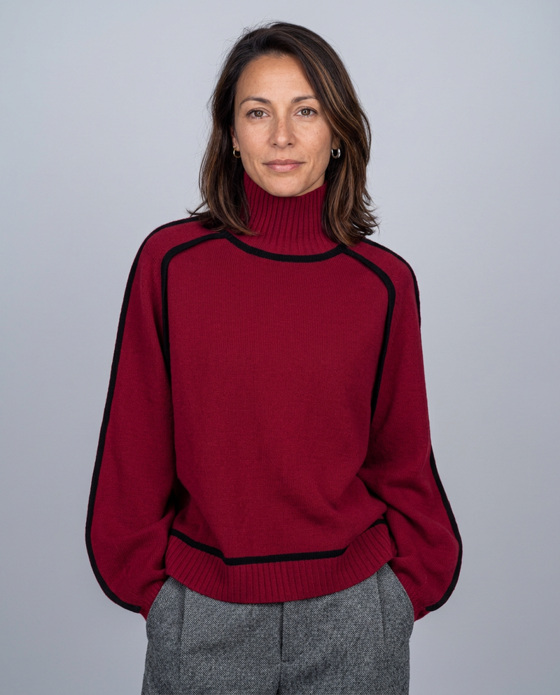 Dolcevita in Maglia con Profili a Contrasto