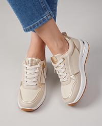 Sneakers Comode con Zip e Dettagli Metallizzati