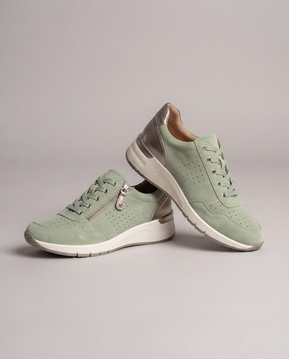 Sneakers con Zeppa Interna e Zip