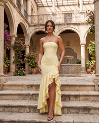 Carlotta | Abito Lungo Bustier con Volant Asimmetrico