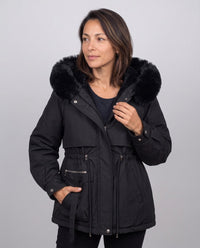 Parka Cervinia con cappuccio in ecopelliccia — Nero