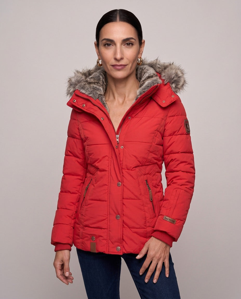 Piumino Cortina trapuntato con cappuccio in ecopelliccia — Rosso