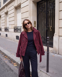 Trench Mirella corto con cintura — Bordeaux